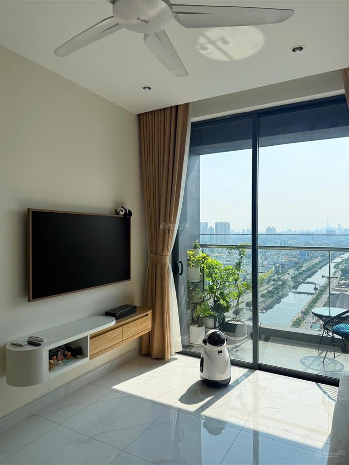 Bán căn hộ daqua, 4,58 tỷ, 68m2, đẹp, nhiều tiện ích tại bến bình đông, q8, hcm