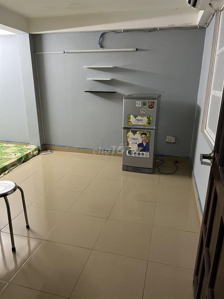 Cho thuê phòng trọ giá rẻ Quận 1