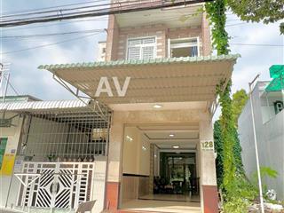 C nhà 2 mặt tiền đường trần bạch đằng & đường 30  đh y dược giá thuê 25 triệu / tháng