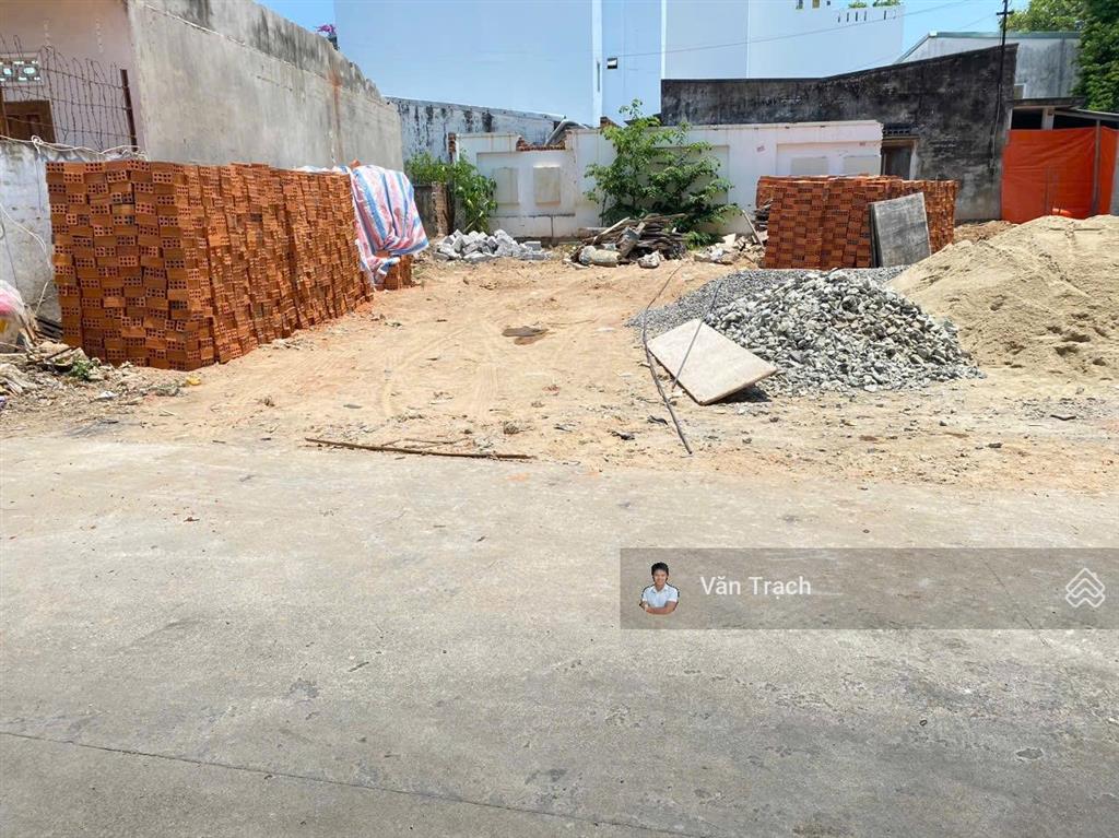 Bán đất hẻm nguyễn biểu vĩnh hải nha trang gần chợ vĩnh hải gần biển đường 5m sổ đỏ riêng