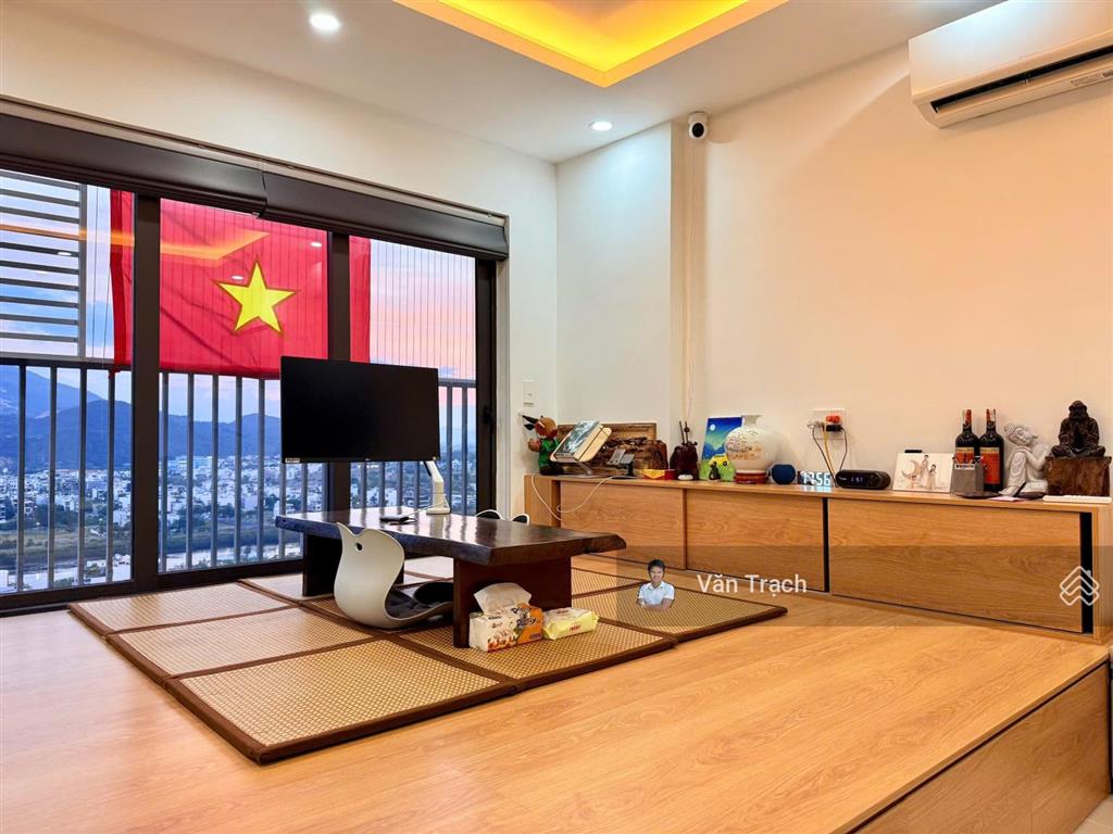 Bán căn hộ 1 ngủ view sông đẹp chung cư ct4 vcn phước hải nha trang hướng đông bắc có dòng tiền