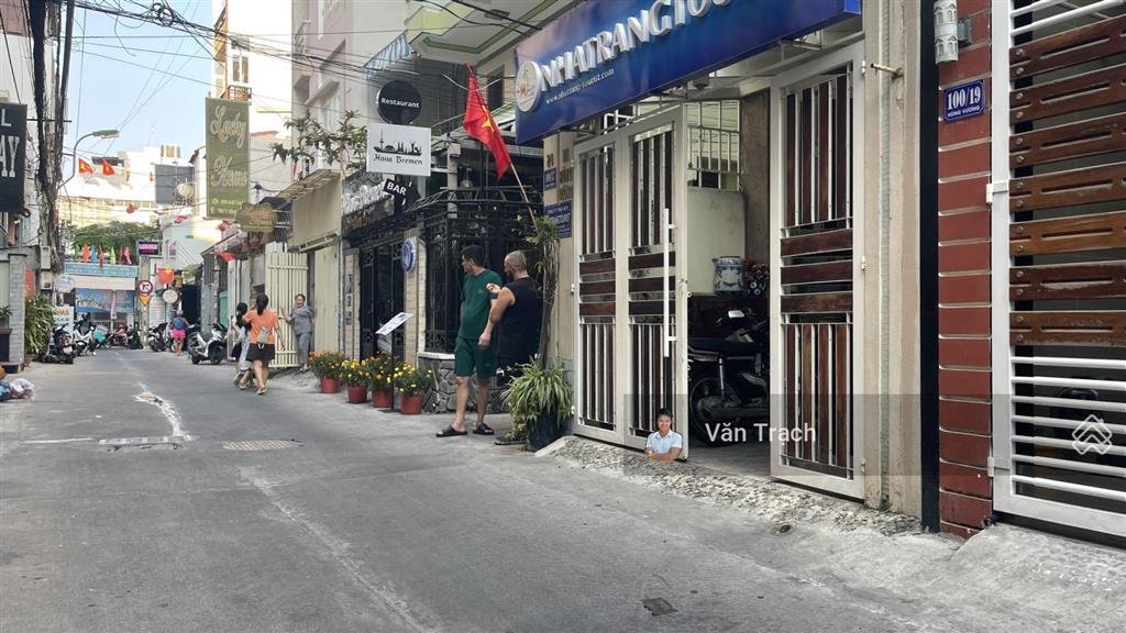 Bán nhà hẻm 6m hùng vương nha trang có dòng tiền hướng tây bắc sổ đỏ riêng