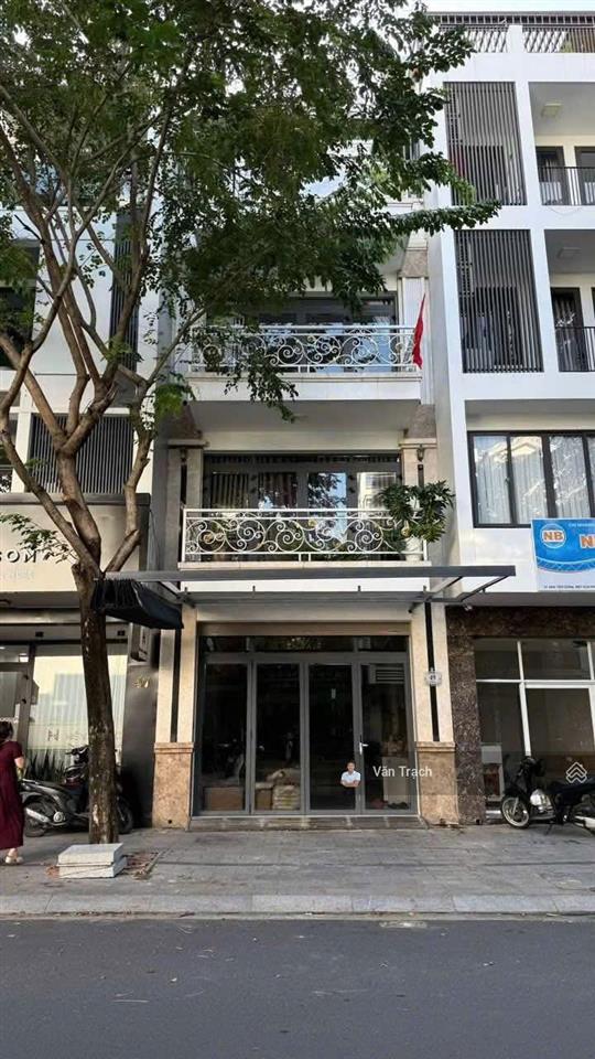 Cho thuê nhà nguyên căn a2 văn tiến dũng vcn phước hải nha trang hướng đông bắc vào ở ngay