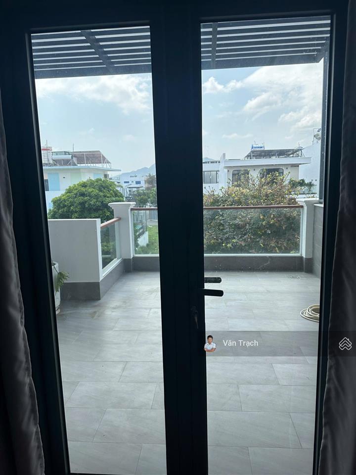 Cho thuê nhà kđt mỹ gia gói 2 đường 18m full nội thất vào ở ngay giá chỉ 25 triệu/ tháng