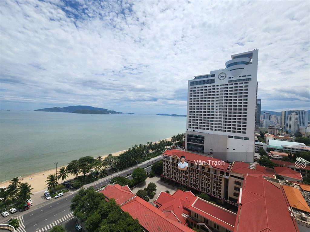 Cho thuê căn hộ nha trang center lộc thọ nha trang view biển nội thất sịn đẹp tiện ích đa dạng