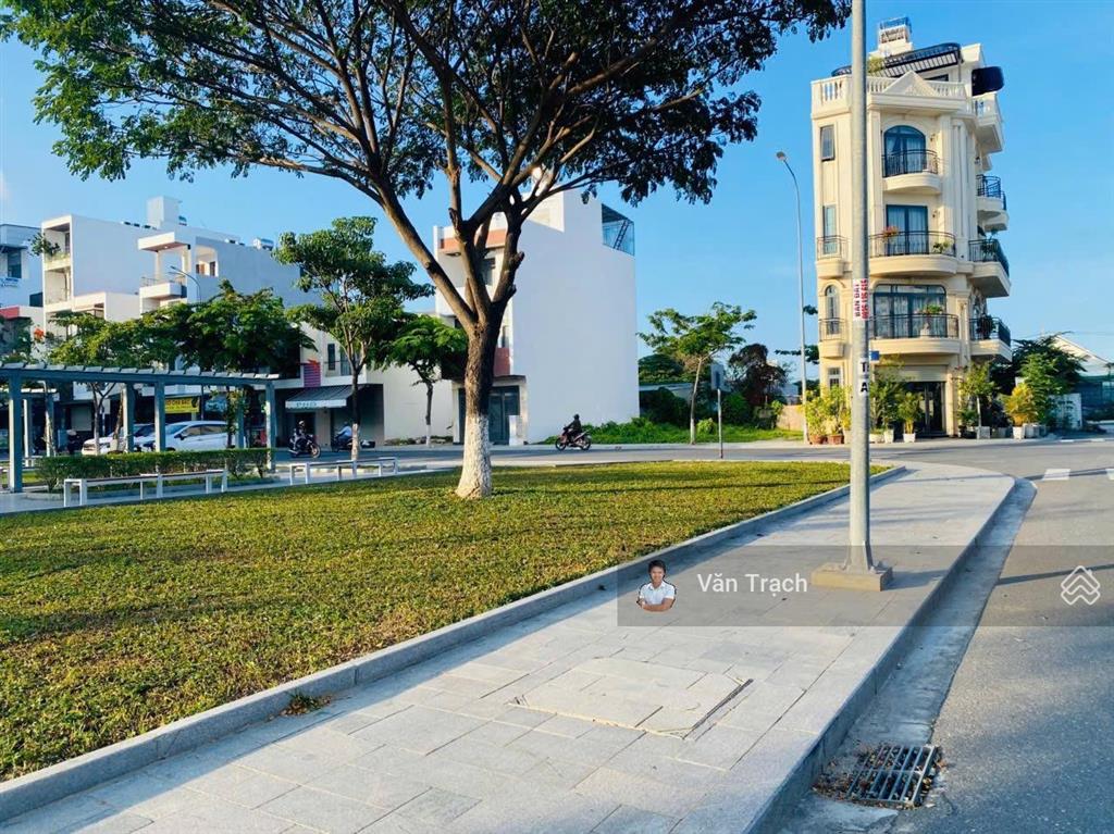 Bán đất nền kđt vcn phước long 2 view công viên lô sạch đẹp đường 16m xây nhà cấp sổ đỏ