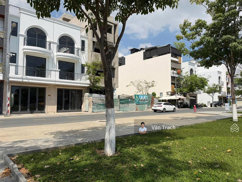 Bán đất nền kđt vcn phước long 2 view công viên lô sạch đẹp đường 16m xây nhà cấp sổ đỏ