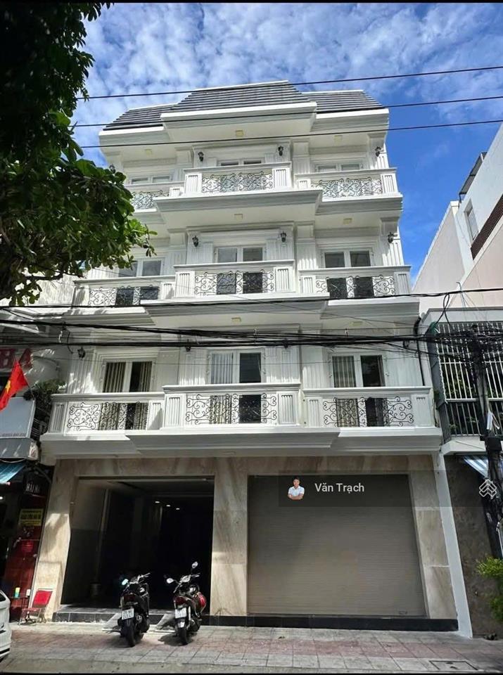 Cho thuê nhà 2 mặt tiền hoàng văn thụ nha trang hướng đông nam ngang 9,5m
