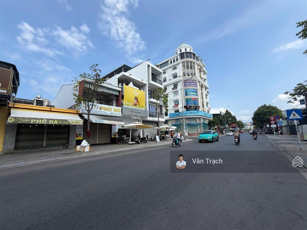 Bán đất tặng nhà mặt tiền thích quảng đức phước hải hướng tây nam, sổ đỏ riêng xây dựng tự do