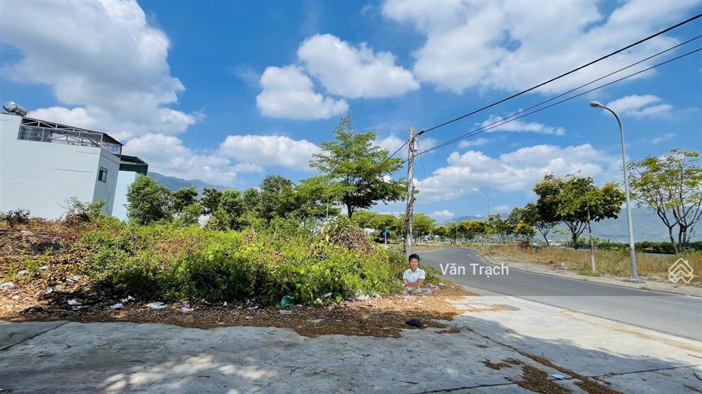 Bán đất view công viên hòn rớ 2 phước đồng nha trang hướng đông nam sổ riêng xây dựng tự do