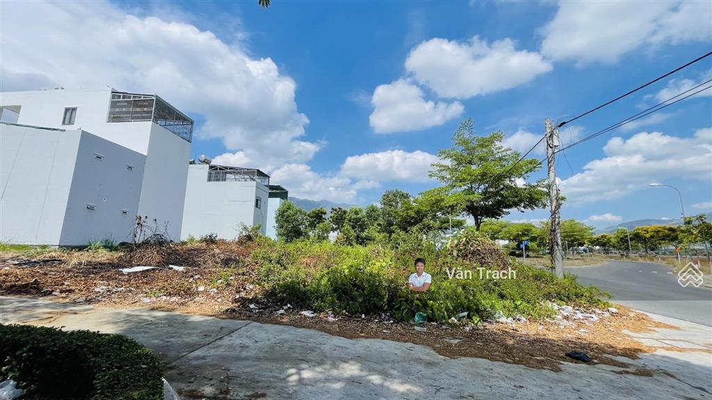 Bán đất view công viên hòn rớ 2 phước đồng nha trang hướng đông nam sổ riêng xây dựng tự do