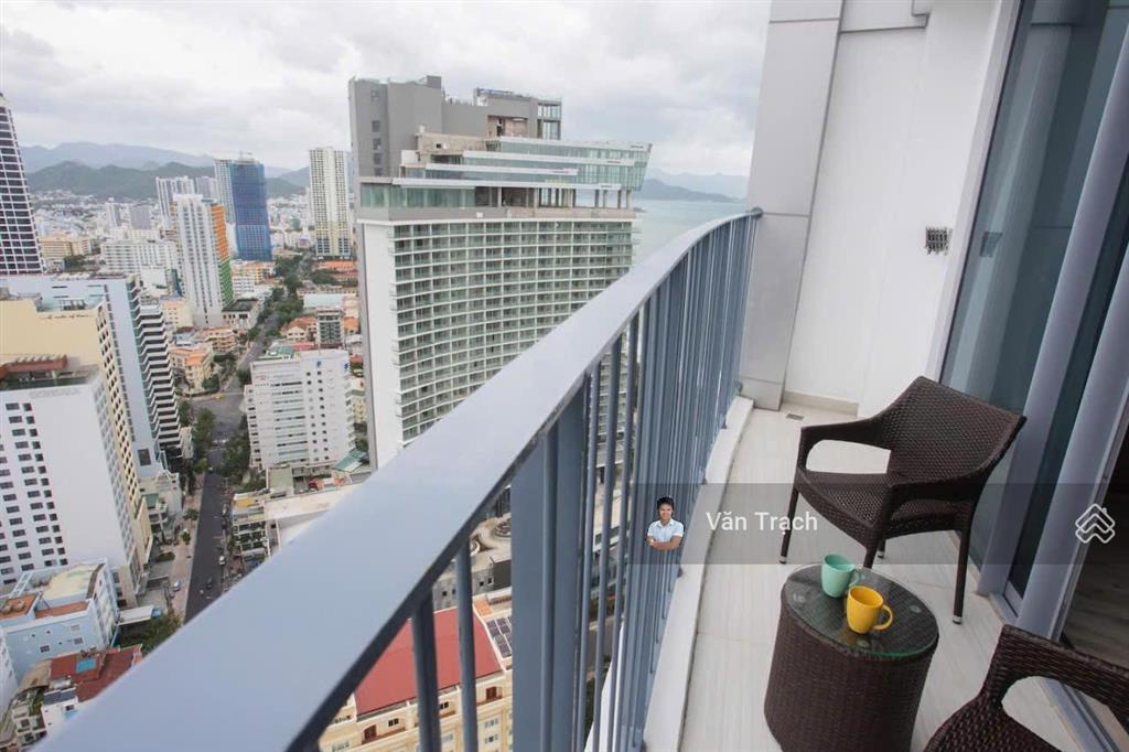 Bán căn hộ panorama nha trang hướng đông băc view xéo biển ban công rộng