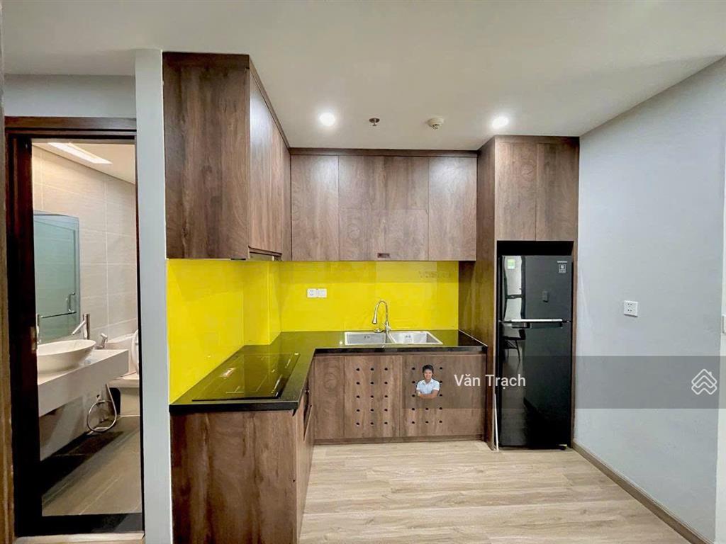 Cho thuê căn hộ hud buiding nha trang gần biển full nội thất sịn vào ở ngay