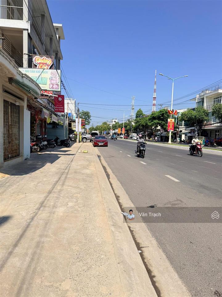 Đất mặt tiền 23/10 vĩnh hiệp nha trang ngang 9m phù hợp kinh doanh sổ riêng giá tốt