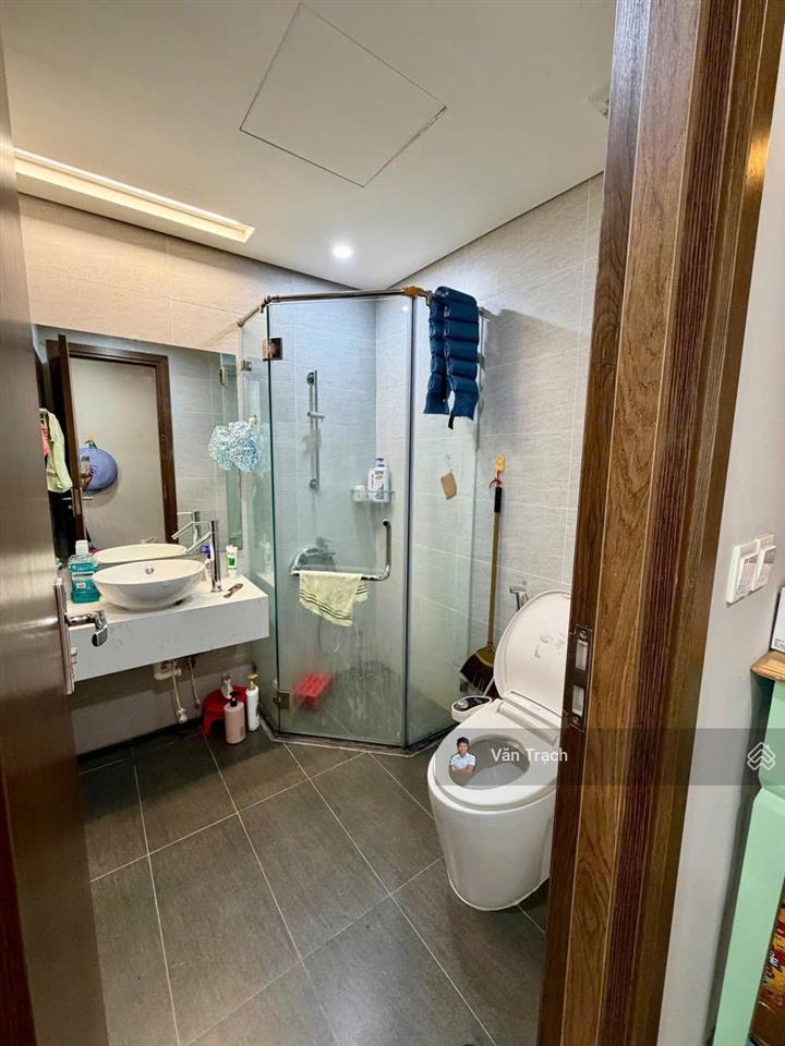 Cho thuê căn hộ 3 ngủ hud building nha trang view xéo biển full nội thất ở ngay