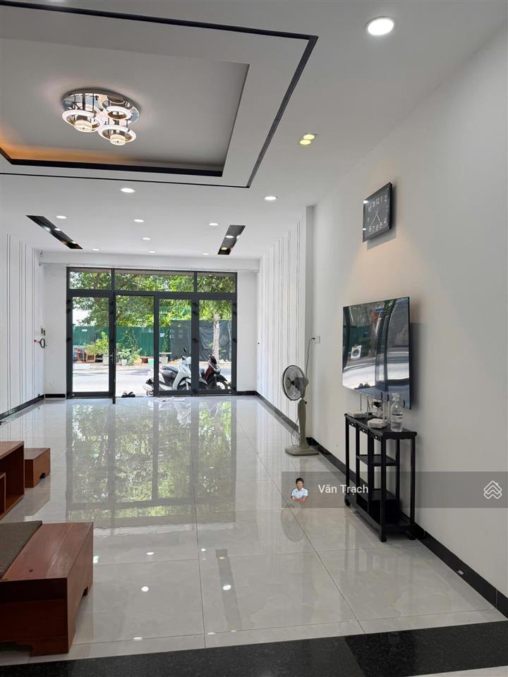 Cho thuê nhà mặt tiền đường số 13 hà quang 2 phước hải nha trang vào ở ngay