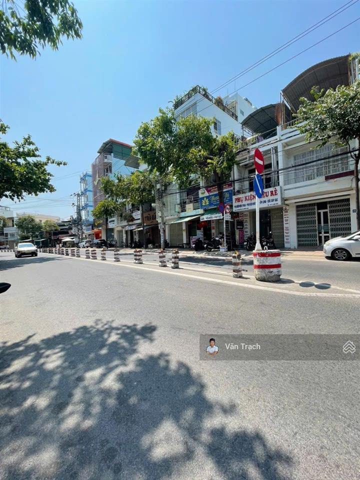 Bán nhà mặt tiền nguyễn thị minh khai tân lập nha trang hướng đông nam sổ hoàn công