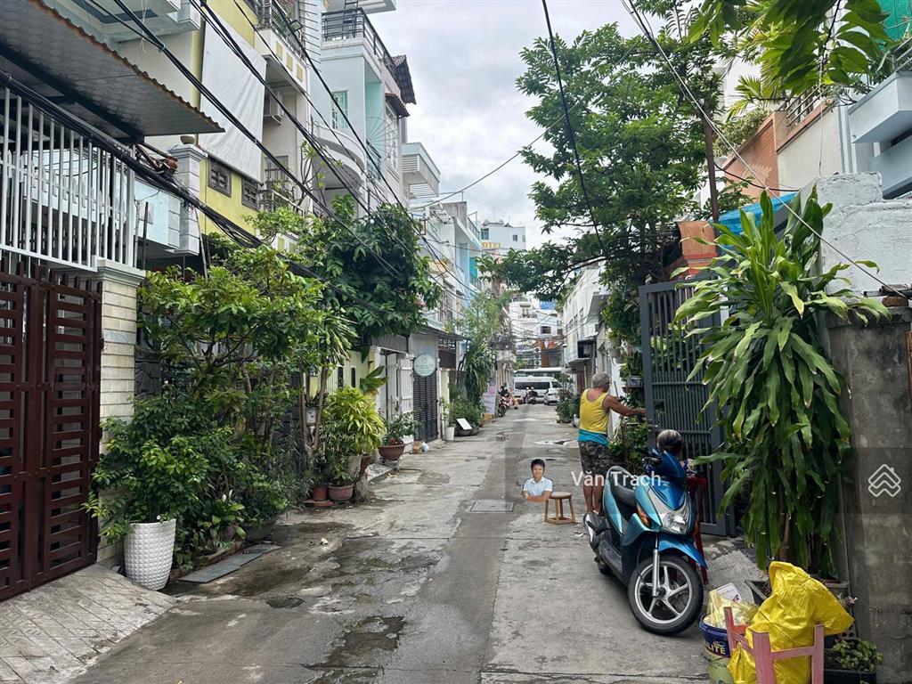 Chính chủ gửi bán đất hẻm nguyễn minh khai tân lập nha trang gần biển 700m sổ riêng dân cư ổn định