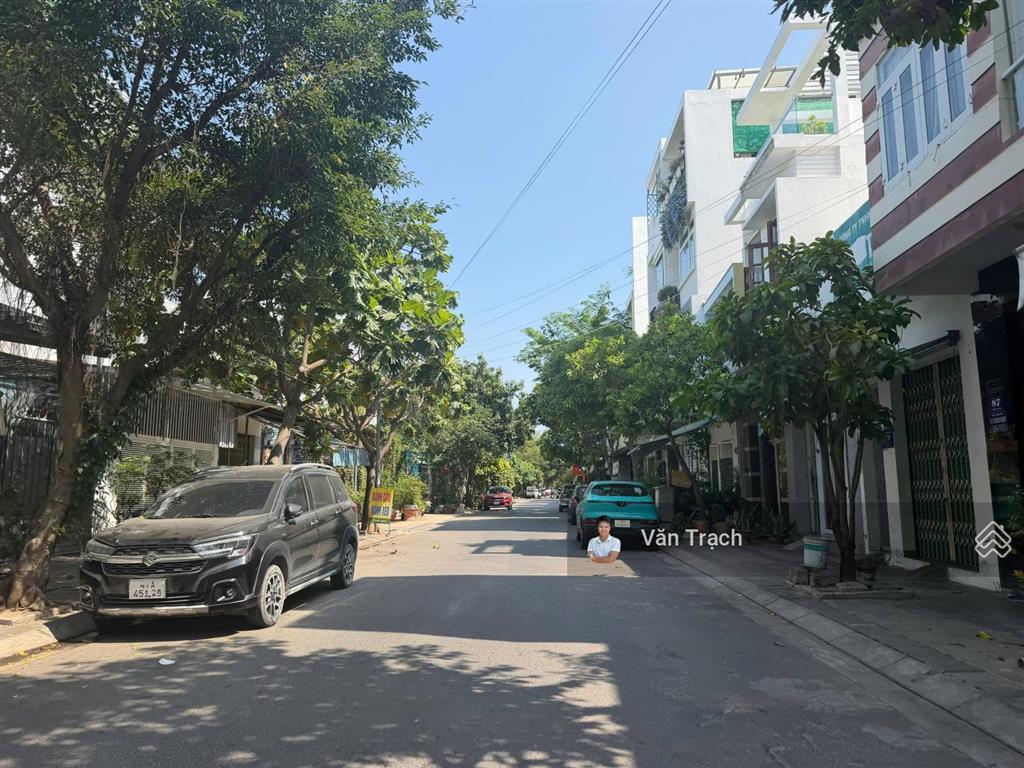 Chủ gửi bán lô đất sổ riêng mặt tiền phùng thế tài vcn phước hải nha trang nở hậu xây dựng tự do