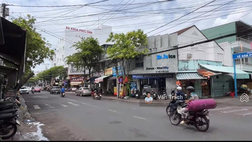 Bán căn góc 2 mặt tiền trần nhật duật phước hoà nha trang phù hợp kinh doanh