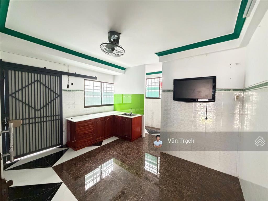 Cho thuê nhà nguyên căn mặt tiền võ trứ tân lập nha trang hướng đông bắc vào ở ngay
