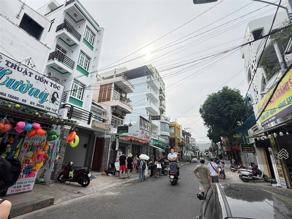 Cho thuê nhà nguyên căn mặt tiền võ trứ tân lập nha trang hướng đông bắc vào ở ngay