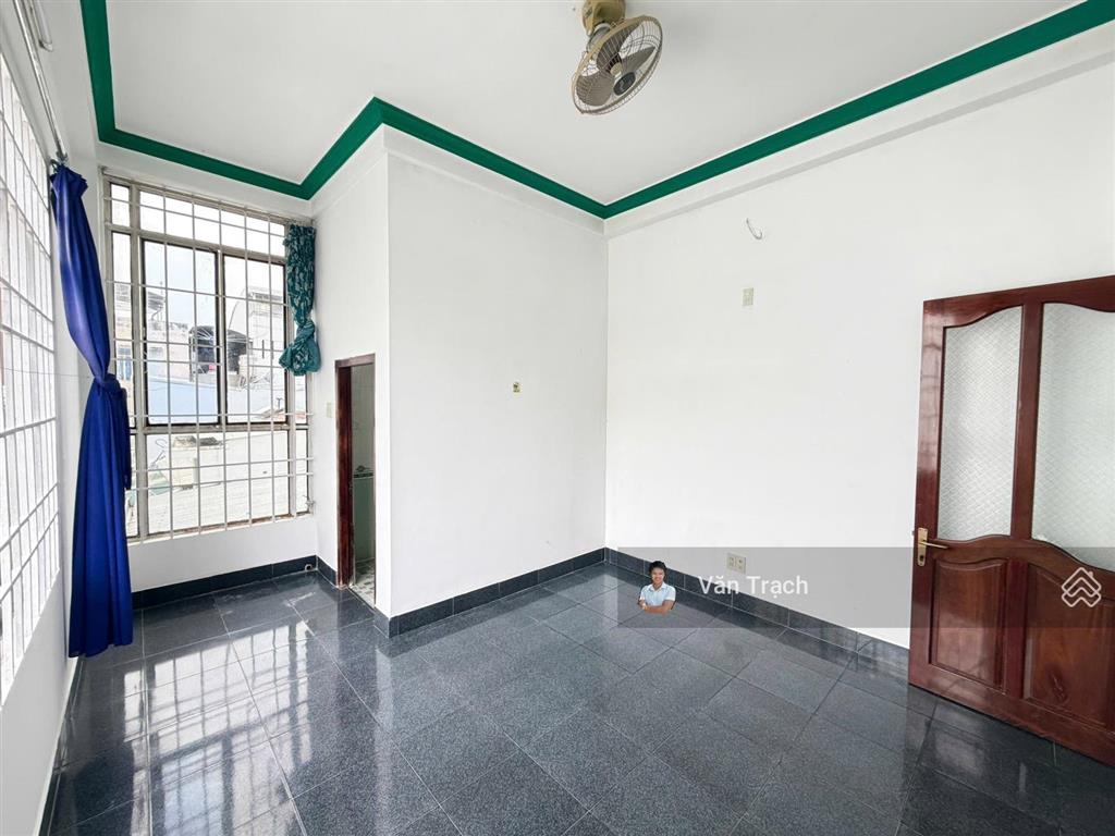 Cho thuê nhà nguyên căn mặt tiền võ trứ tân lập nha trang hướng đông bắc vào ở ngay