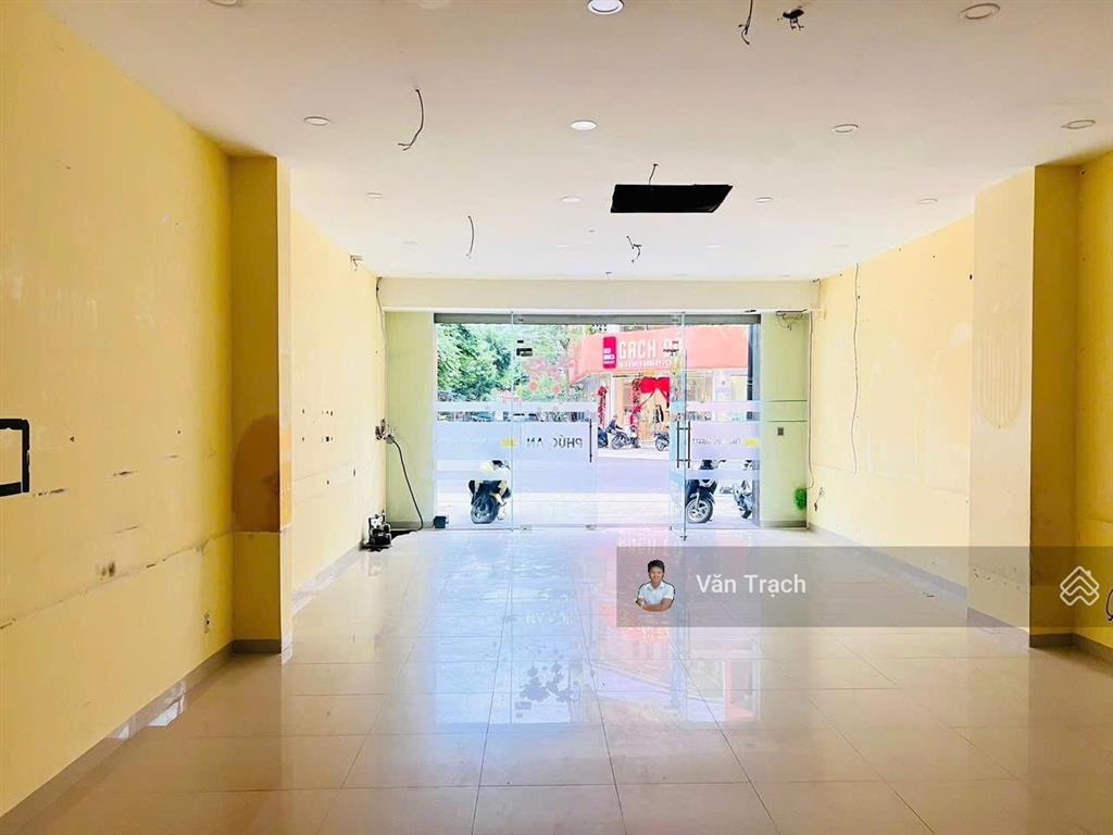 Cho thuê nhà mặt tiền thích quảng đức phước hải nha trang ngang 6m