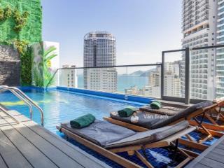 Cho thuê khách sạn mặt tiền trịnh phong vào vận hành luôn mới có 50 phòng view xéo biển phố hàn