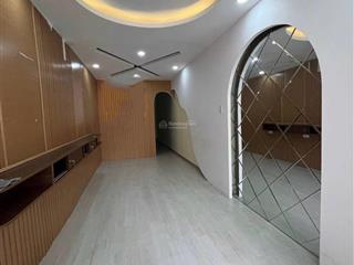 Cho thuê nhà mặt tiền trịnh phong nha trang, gần biển, ngang 4m, giá 17 triệu