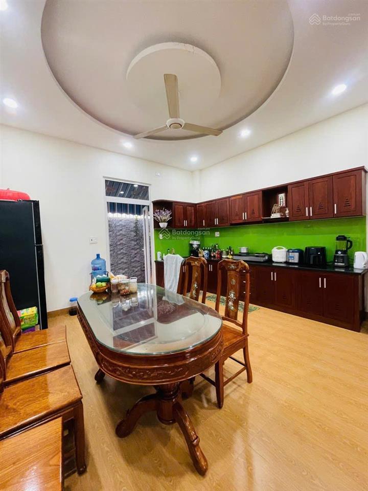 Cho thuê nhà mặt tiền đường số 14 kđt hà quang 2 phước hải nha trang, full nội thất
