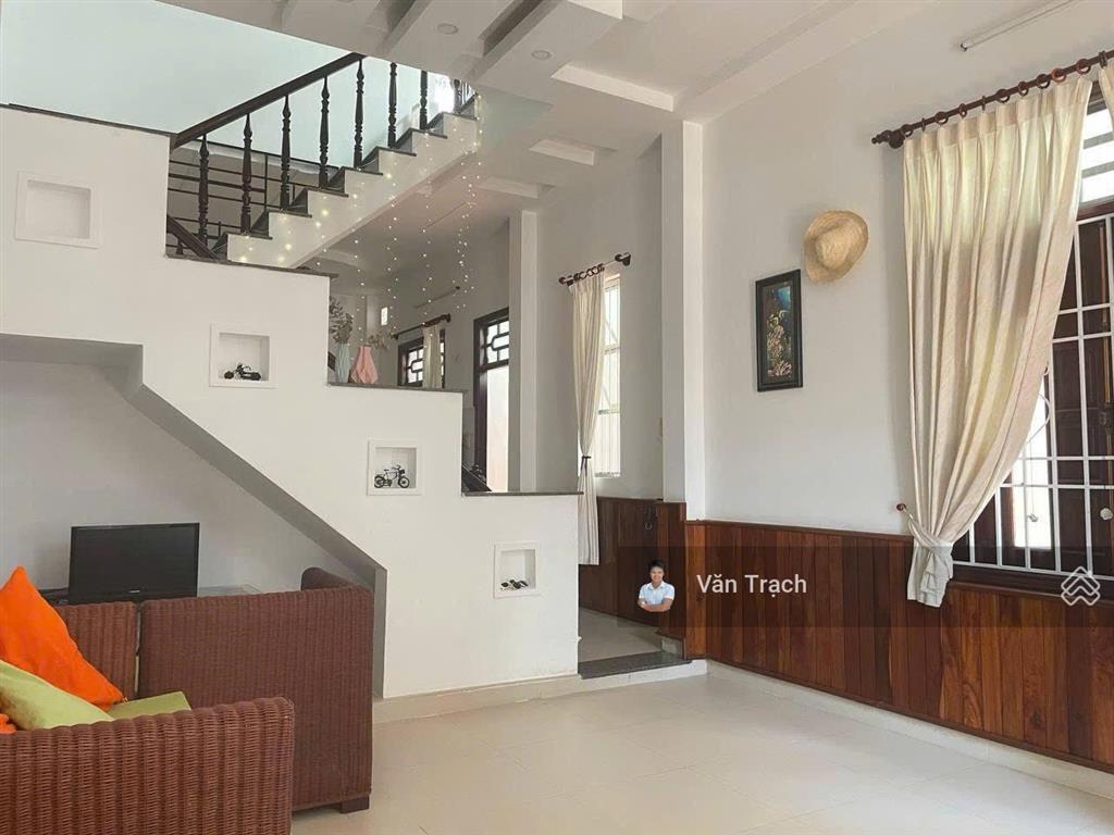 Cho thuê nhà hẻm trần quang khải nha trang có nội thất vào ở ngay