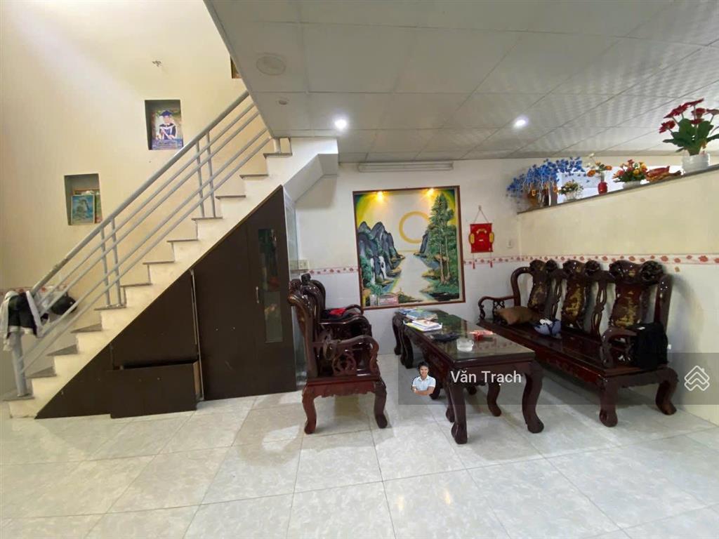 Cho thuê nhà mặt tiền cổ loa phước tân nha trang giá chỉ 16 triệu