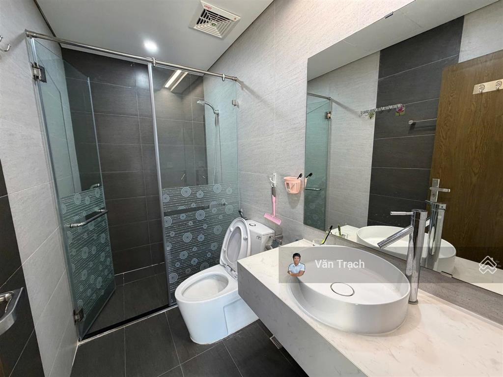 Cho thuê căn hộ full nội thất mới hud building nha trang cách biển 300m vào ở ngay