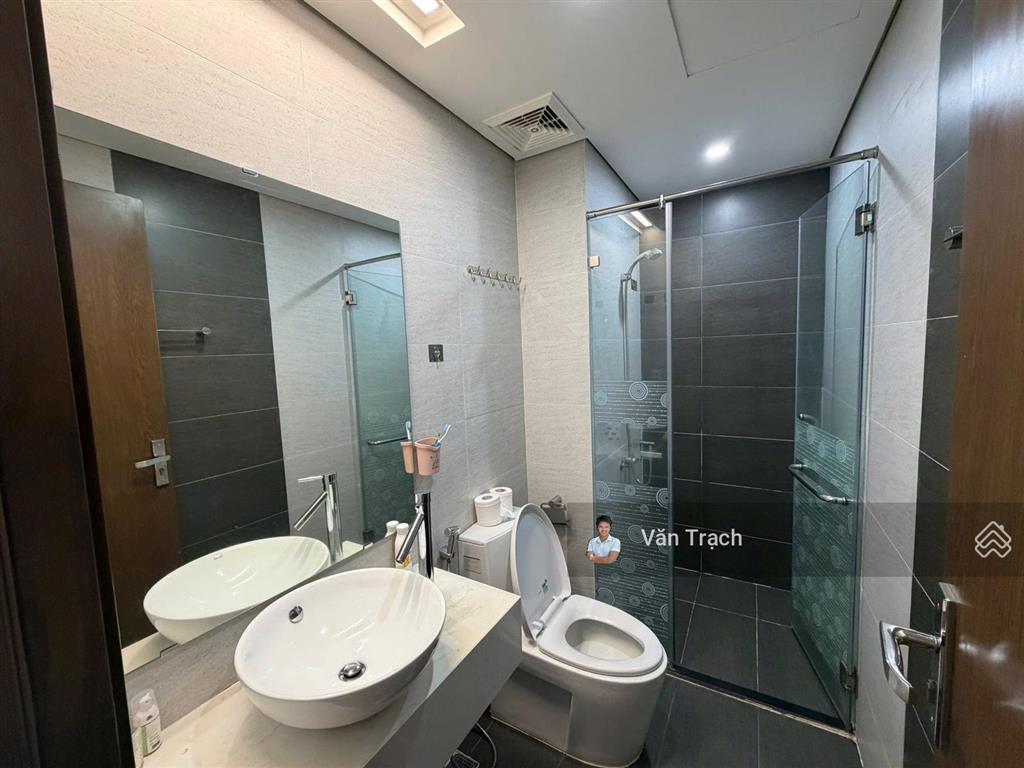 Cho thuê căn hộ full nội thất mới hud building nha trang cách biển 300m vào ở ngay