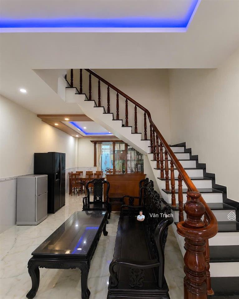Bán nhà sổ riêng hoàn công kđt hà quang 1 phước hải nha trang 80m ngang 5m hướng tây bắc