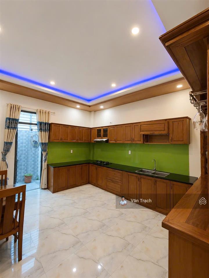 Bán nhà sổ riêng hoàn công kđt hà quang 1 phước hải nha trang 80m ngang 5m hướng tây bắc