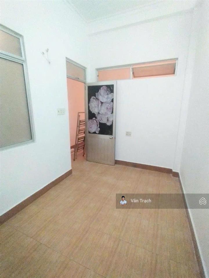 Bán nhà mặt tiền ngô đức kế tân lập nha trang hướng đông nam phù hợp kinh doanh