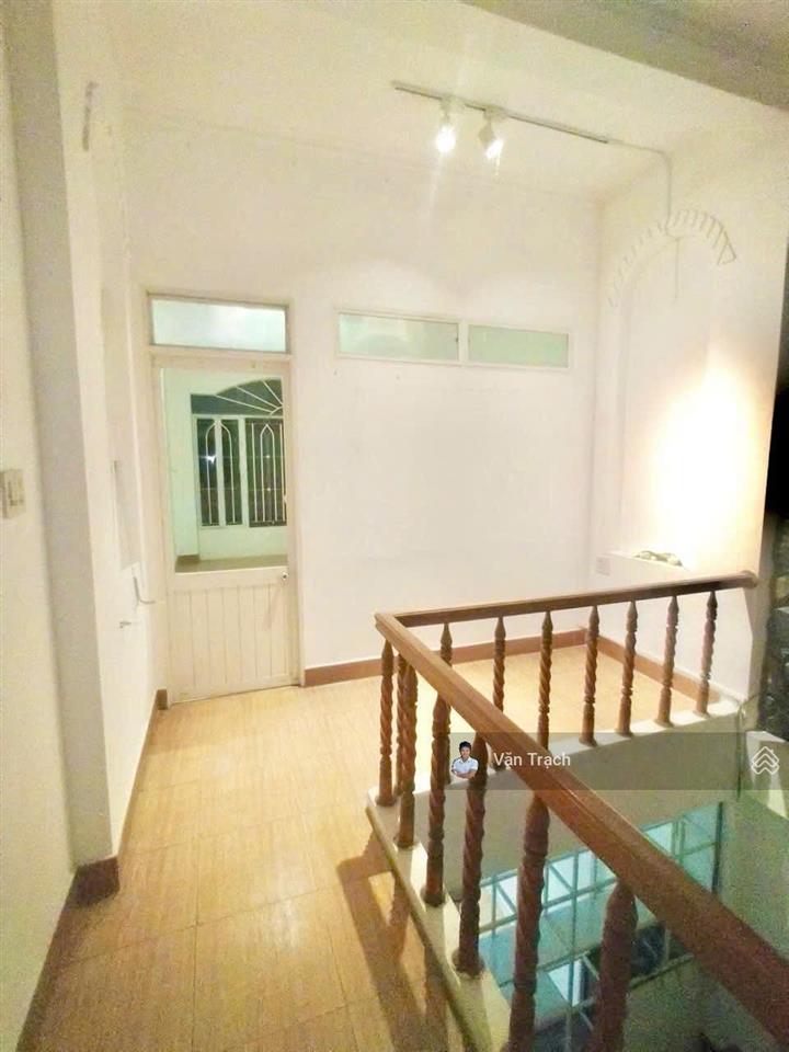 Bán nhà mặt tiền ngô đức kế tân lập nha trang hướng đông nam phù hợp kinh doanh