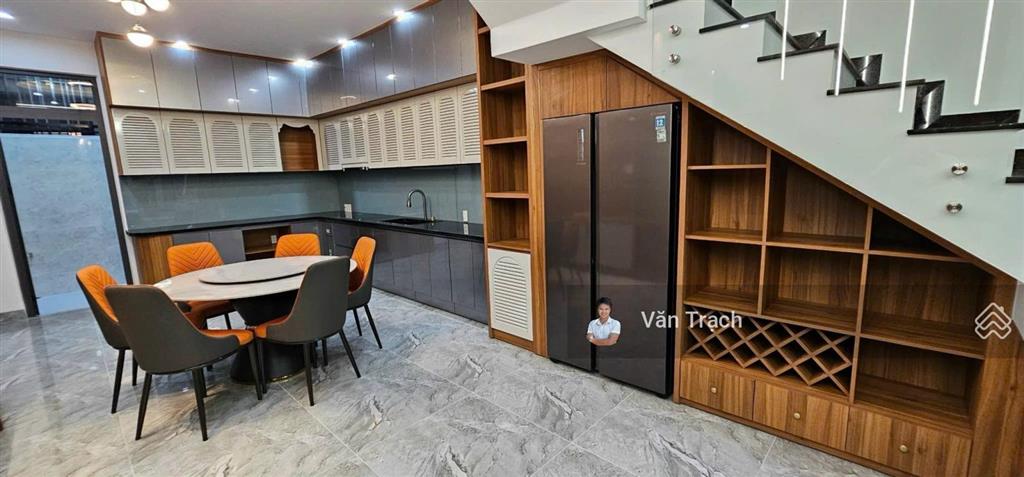 Cho thuê nhà hà quang 2 nha trang 4 phòng ngủ full nội thất đẹp vào ở ngay