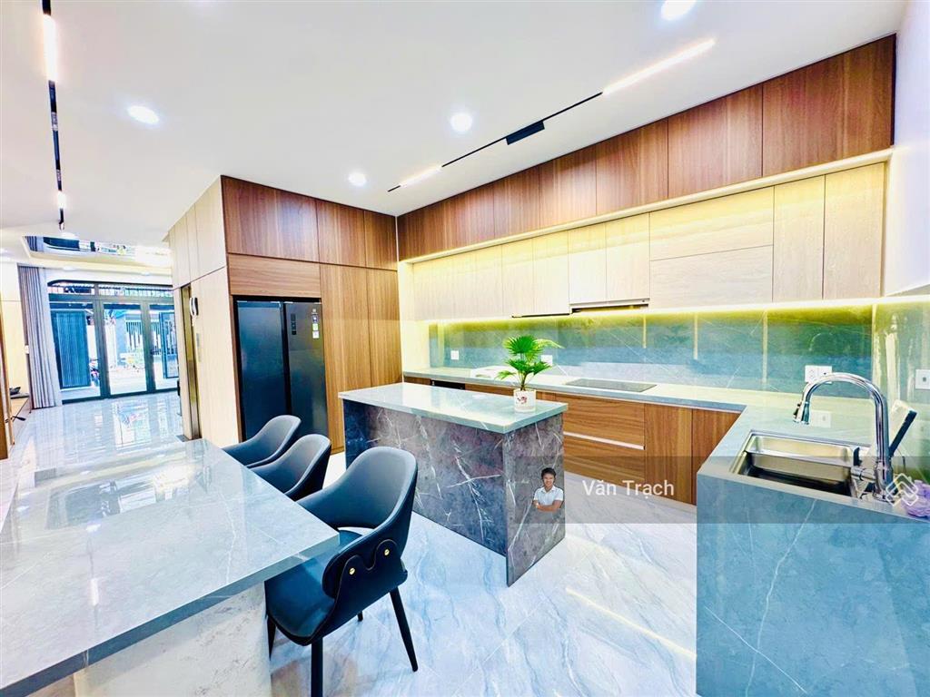 Cho thuê nhà gói 5 mỹ gia vĩnh thái nha trang full nội thất cao cấp có thang máy vào ở ngay