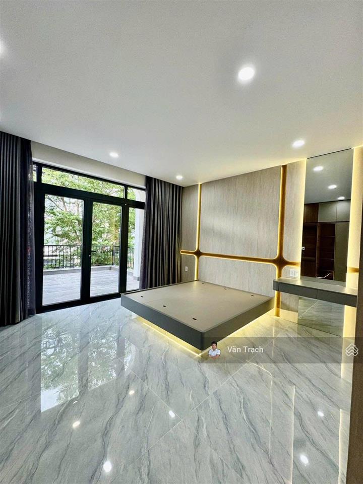 Cho thuê nhà gói 5 mỹ gia vĩnh thái nha trang full nội thất cao cấp có thang máy vào ở ngay