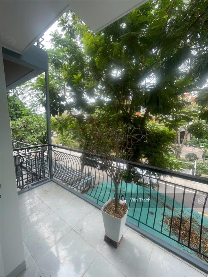 Cho thuê nhà 4 tầng kđt hà quang 2 nha trang, nhà trống vào ở ngay