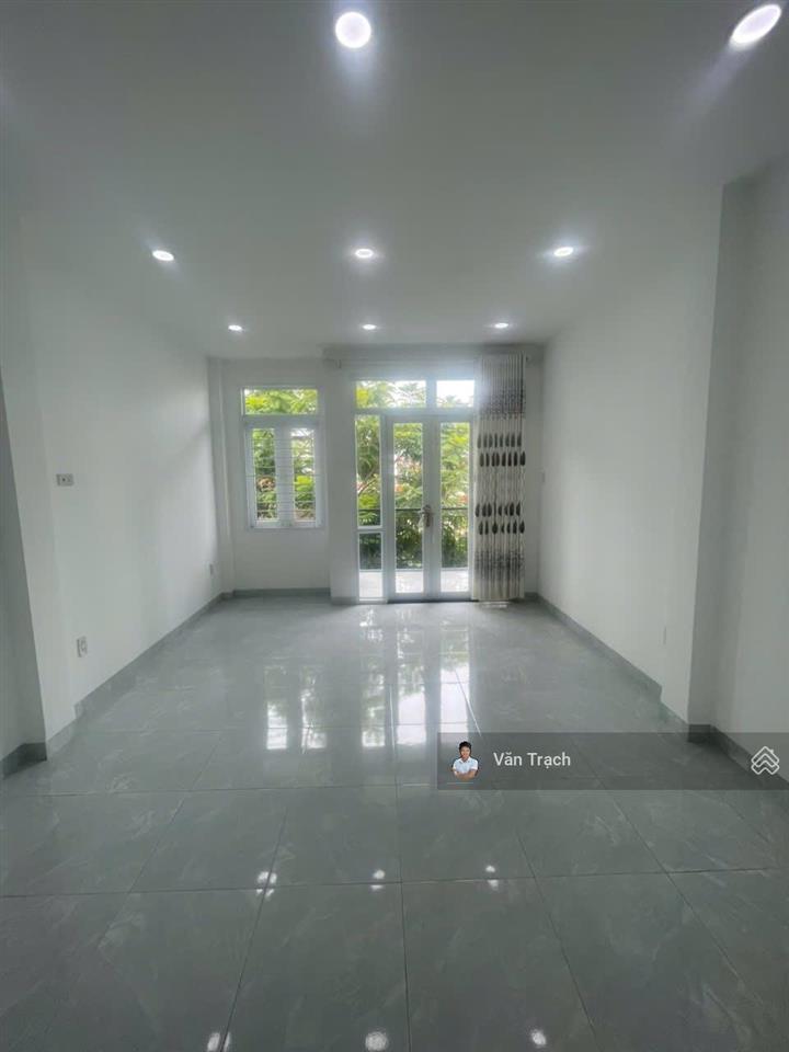Cho thuê nhà 4 tầng kđt hà quang 2 nha trang, nhà trống vào ở ngay