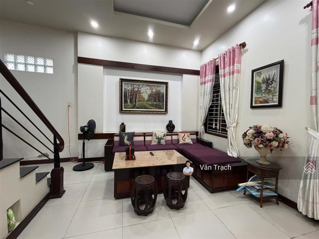 Cho thuê nhà nguyễn trung trực tân lập nha trang gần chợ xóm mới vào ở ngay nội thất như hình