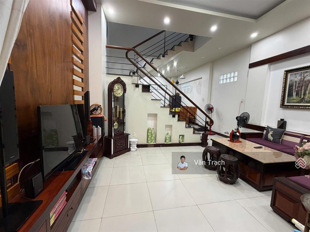 Cho thuê nhà nguyễn trung trực tân lập nha trang gần chợ xóm mới vào ở ngay nội thất như hình