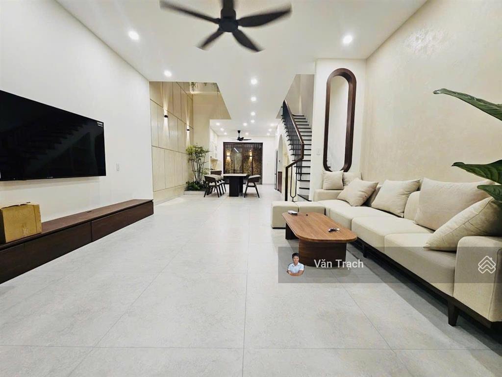 Cho thuê nhà 4 phòng ngủ kđt mỹ gia vĩnh thái nha trang gói 5 full nội thất vào ở ngay