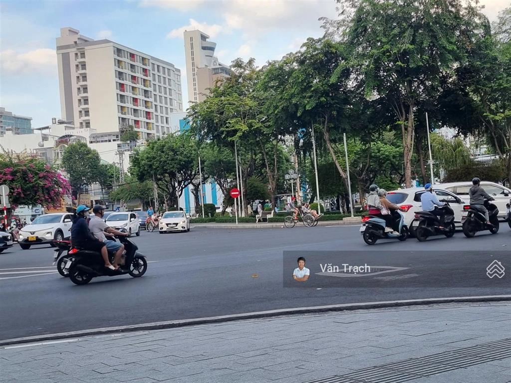 Cho thuê nhà mặt tiền lê thánh tôn nha trang, phù hợp kinh doanh ngay gần bên ngân hàng vào ở ngay