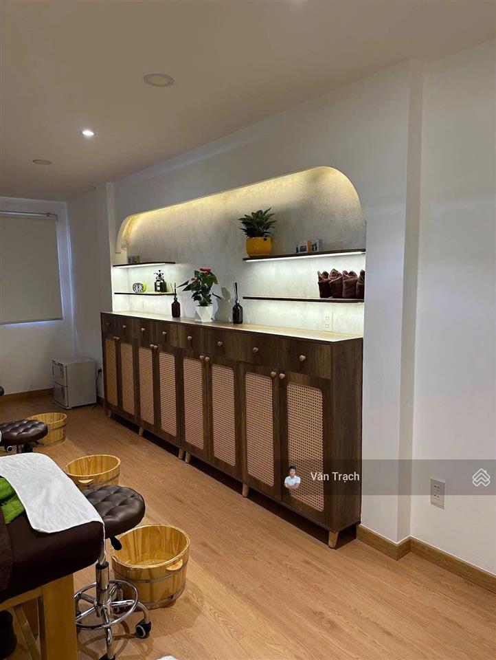 Cho thuê nhà mặt tiền bạch đằng tân lập nha trang khu phố hàn quốc du lịch vào ở ngay