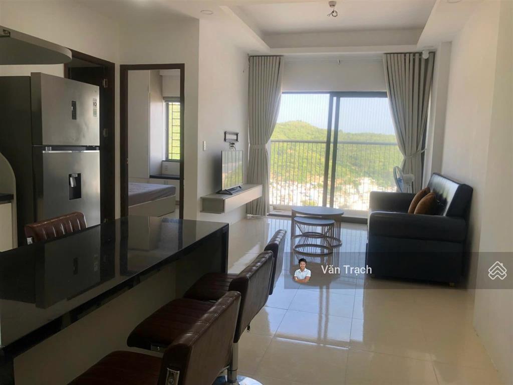 Cho thuê căn hộ chung cư p. h nha trang full nội thất, view đẹp 2 phòng ngủ giá 9 triệu/tháng
